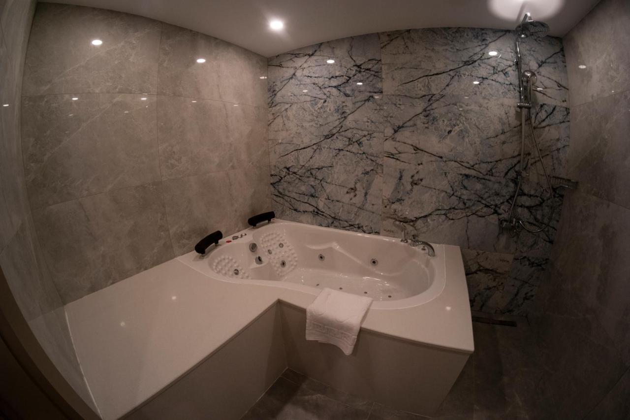 NEVI HOTEL